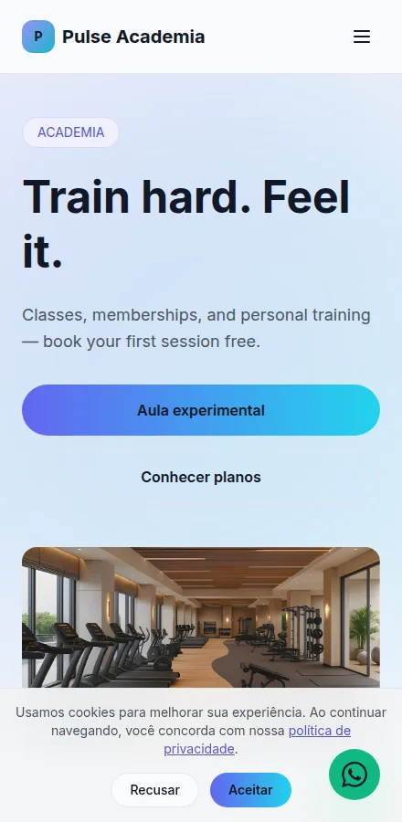 Mobile view of a personal trainer website built with Tavoren